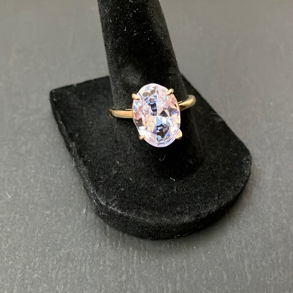 Women’s Oval Solitaire Ring Size-8. - Picture 2 of 5